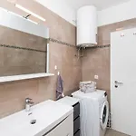 Benmi Apartman *