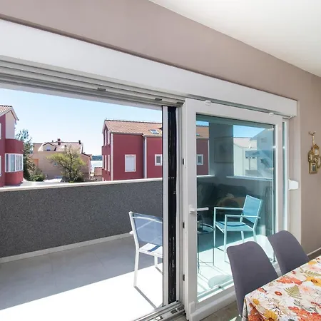 Benmi Apartment
