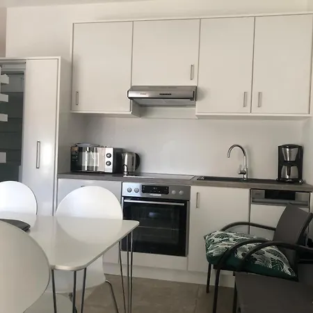 Benmi * Βόντιτσε